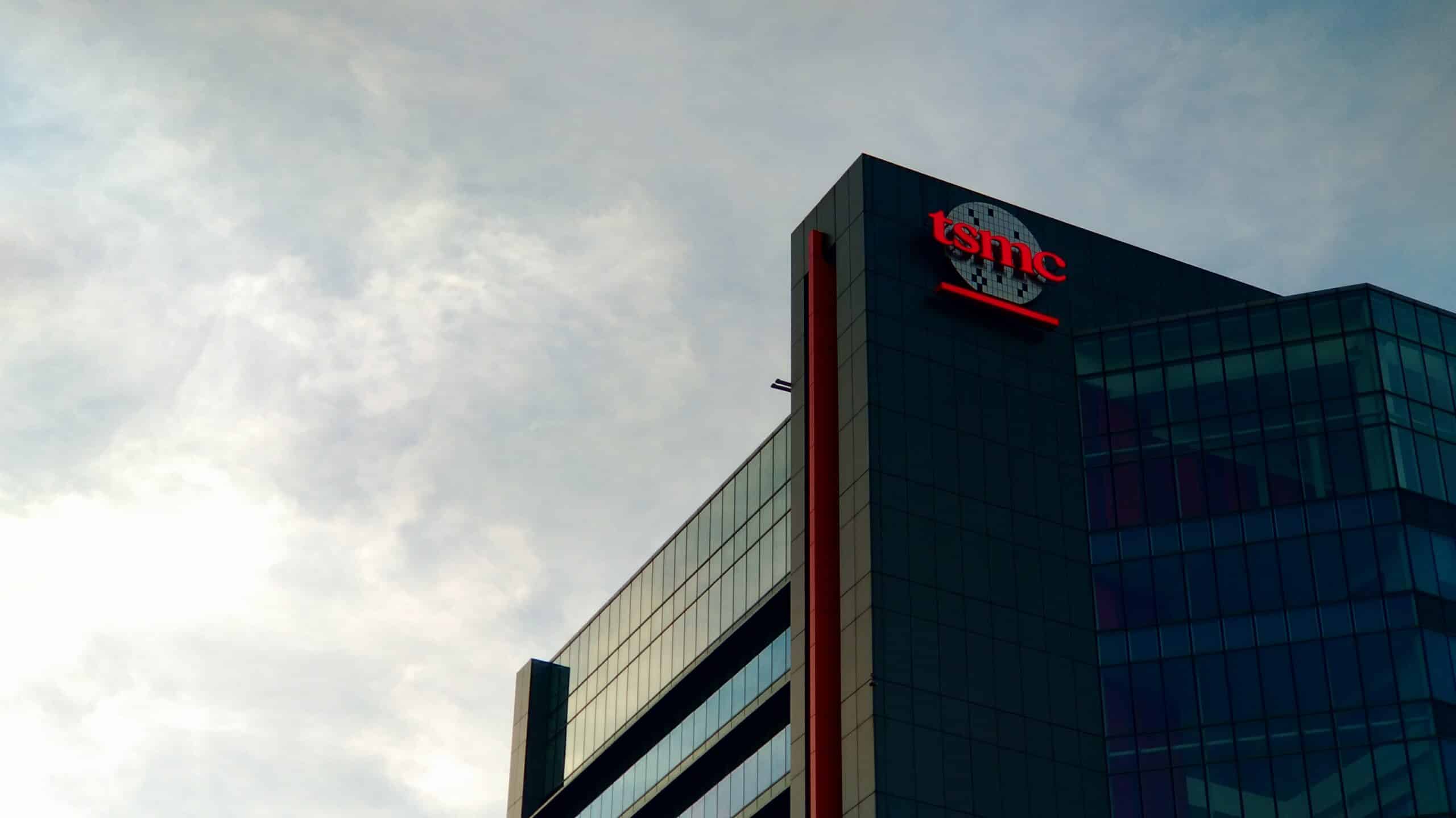 (Análise) CHIPS E PODER: Como o TSMC navega com tensões geopolíticas