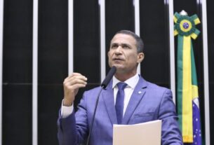 Após Lula prometer gás de graça, Coronel Assis diz que presidente é animador de plateia