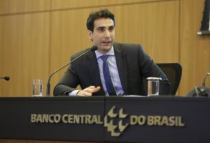 Ata do Copom destaca riscos externos após aumento da Selic e impacto limitado de novo crédito consignado