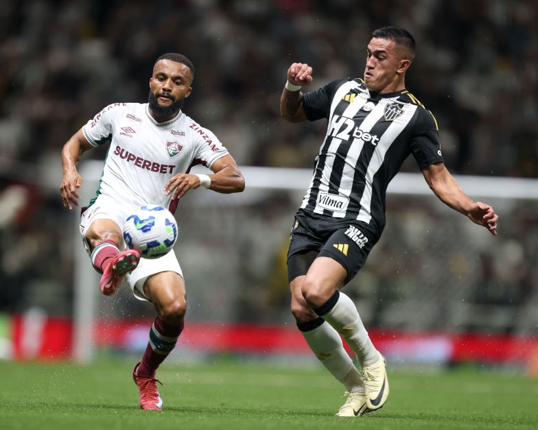 Atlético-MG arranca virada sobre o Fluminense em duelo do Brasileirão