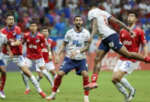 Bahia sofre virada do Nacional e vê vaga ameaçada na Libertadores