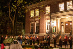 Como Dartmouth evitou a retribuição de Trump até agora