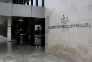 Copom diz que indicadores de atividade e do mercado de trabalho brasileiros continuam dinâmicos