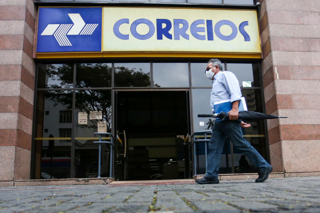 Correios oferecem atendimento para devolução de descontos indevidos do INSS a partir de 30 de maio