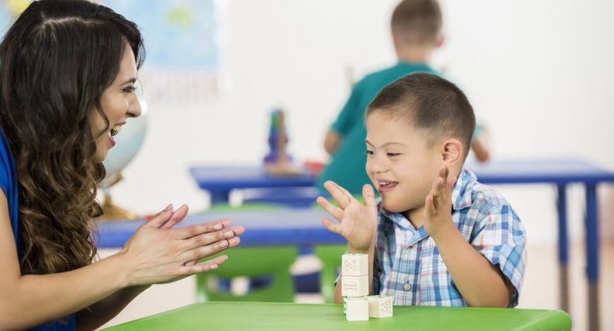 Curso grátis de Comunicação e Infância