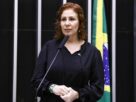 Defesa de Carla Zambelli classifica como 'injusto' voto de Moraes que propõe 10 anos de prisão à deputada