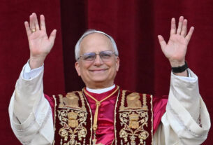 Direita vincula fraude do INSS à indicação do papa Leão 14 - 12/05/2025 - Encaminhado com Frequência