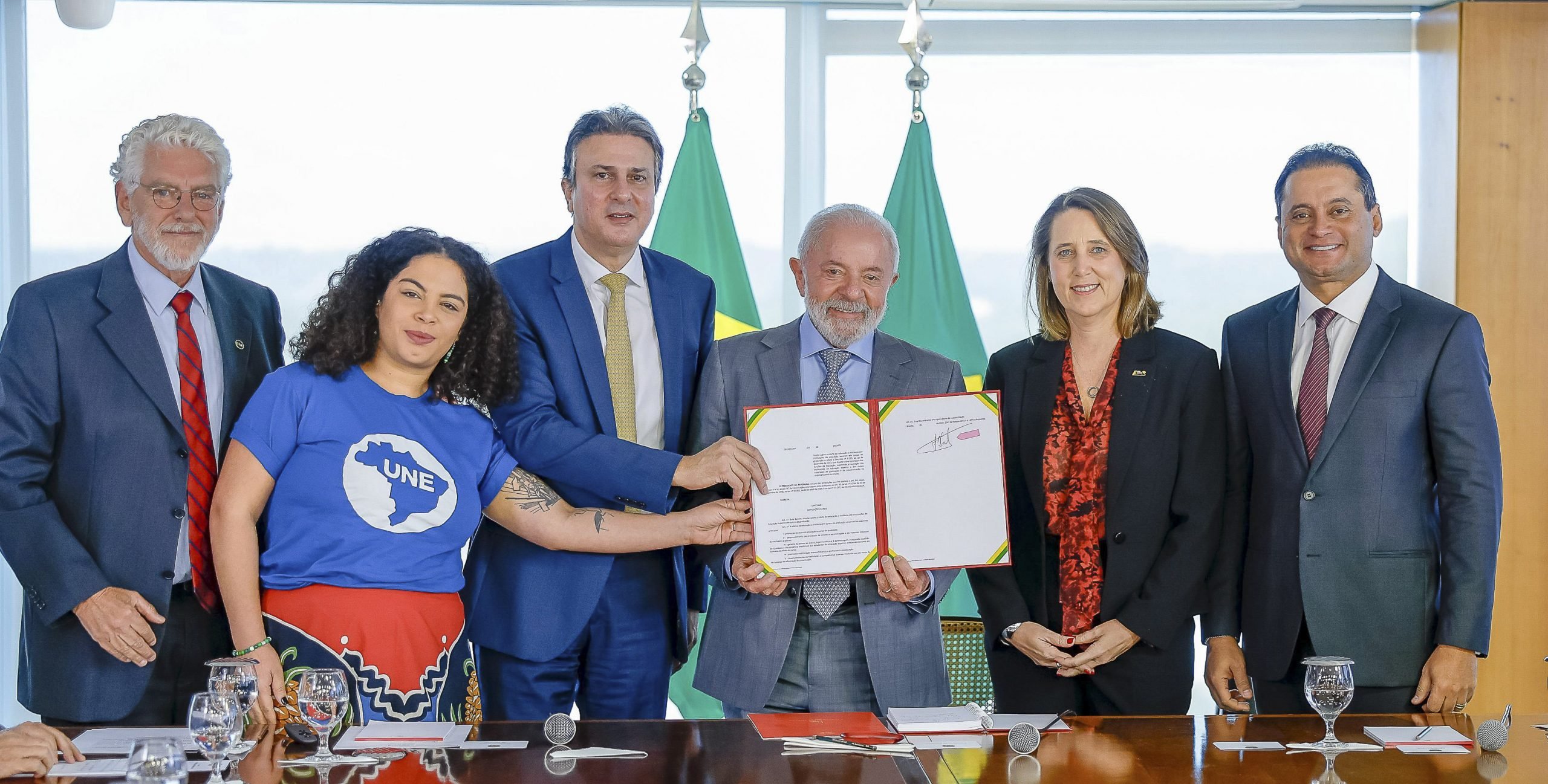 Ensino à distância no Brasil é falsa democratização, defende professor da USP – Brasil de Fato