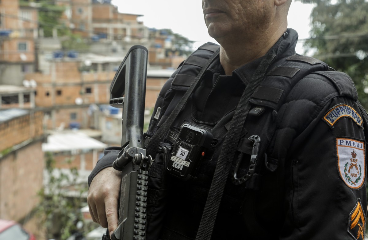 Estado do Rio não vai recorrer a mudança salarial de aposentadoria de PM
