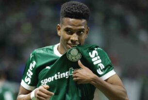 Estevão dá show, marca duas vezes e classifica Palmeiras na Copa do Brasil