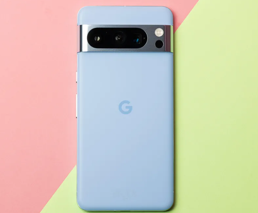 Google Pixel 8A Serviços de reparo de tela Burlington, VT - Fios eletrônicos de computação e reparo de computador