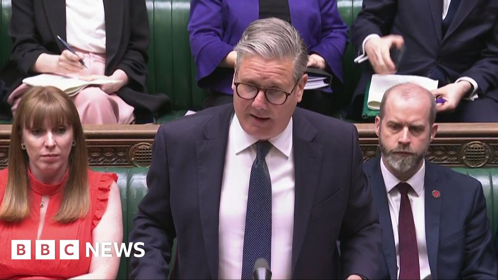 Keir Starmer defende cortes de combustível no inverno diante de pedidos de inversão de marcha
