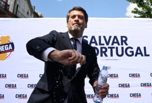 Líder de ultradireita de Portugal passa mal durante comício ao ar livre e é levado às pressas para o hospital