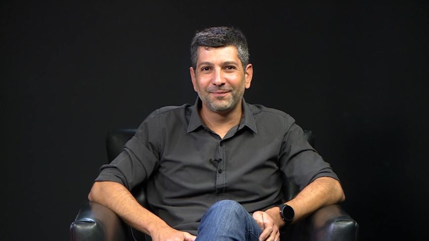 O publicitário Chico Mendez coordena a comunicação nas redes sociais do presidente da Câmara, Hugo Motta (Republicanos-PB)