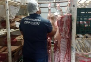 Mais de 4,3 toneladas de alimentos impróprios que estavam à venda já foram descartadas no RJ em 2025