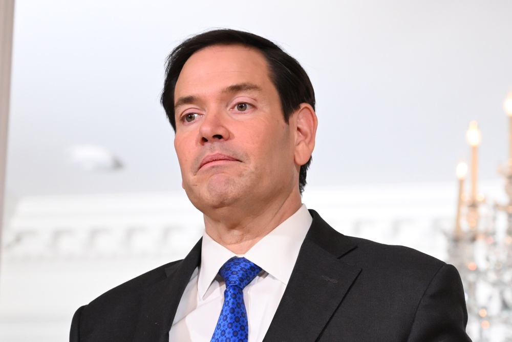 Marco Rubio anuncia restrição de vistos para estrangeiros ‘cúmplices na censura’