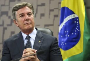 Moraes suspende passaporte diplomático de Collor e o proíbe de deixar o Brasil