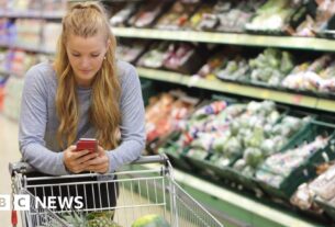Morrisons diz que o acordo do Reino Unido-UE "facilitará" a pressão de preços