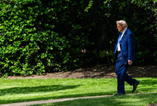 Nas negociações de alto risco, os oponentes de Trump estão aprendendo seus padrões