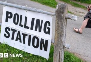 O conselheiro de Shropshire renuncia à Reforma UK após a suspensão