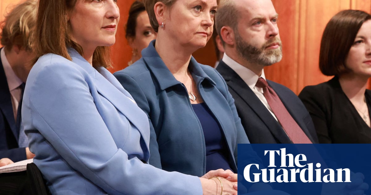 O discurso de migração de Starmer 'completamente diferente' para a de Enoch Powell, diz Yvette Cooper | Imigração e asilo