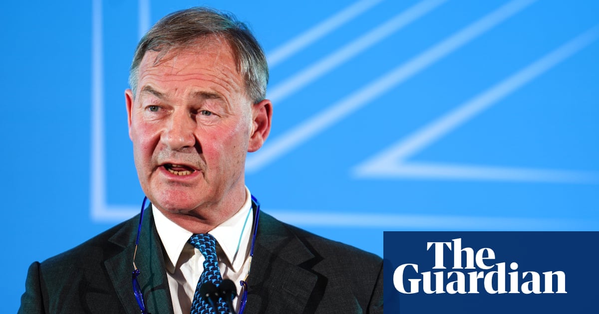O ex-deputado Rupert Lowe diz que Farage 'nunca deve ser PM', pois o CPS exclui as cobranças | Rupert Lowe