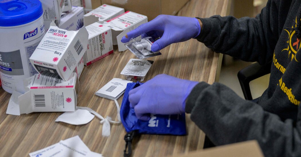 O foco de Trump em punir traficantes de drogas pode prejudicar os usuários de drogas tentando sair