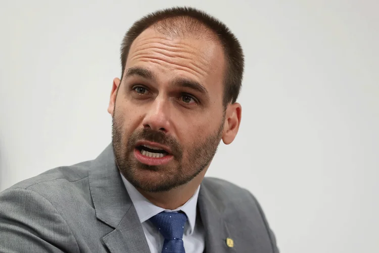 PGR pede que Moraes abra ação contra Eduardo Bolsonaro por atuação nos EUA