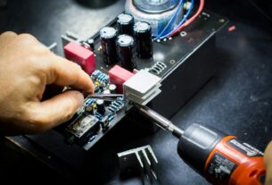 Por que é melhor ser uma loja de reparos não autorizada - fios de computação eletrônica e reparo de computador