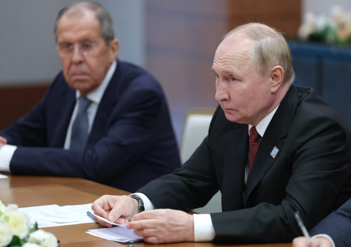 Putin é um 'No Show' em Istambul