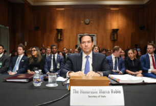 "Putin não tem concessões", insiste Rubio, pois os democratas o grelham nas negociações da Rússia-Ucrânia