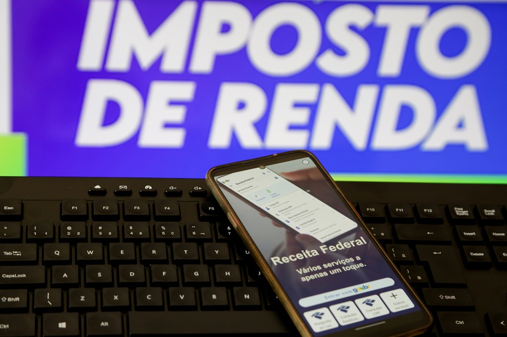 Receita Federal libera consulta ao primeiro lote da restituição do IR