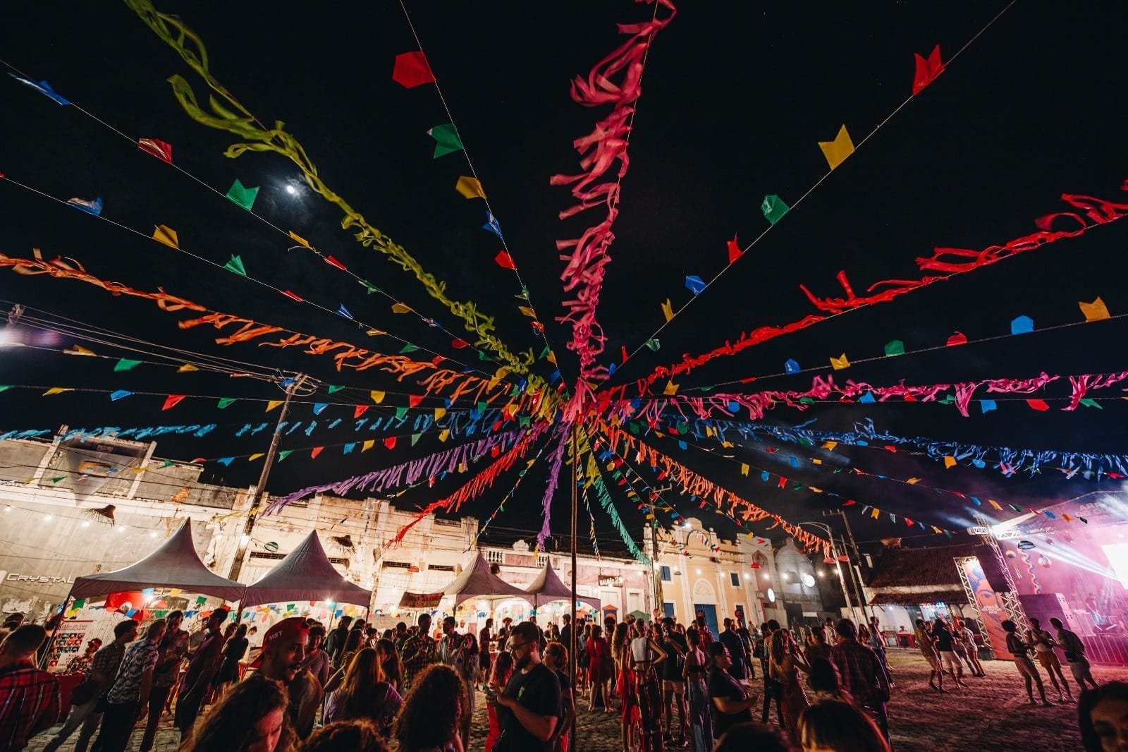 Saiba como pegar ingresso para camarote do São João de Natal