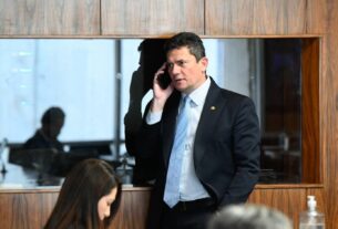 Sergio Moro quer distância de texto alternativo à...
