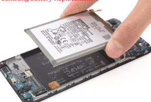 Serviço de substituição da bateria do telefone celular - fios de computação eletrônica e reparo de computador