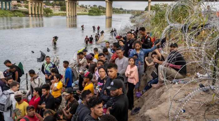 Suprema Corte dos EUA autoriza governo Trump a revogar proteção de 350 mil imigrantes contra deportação – BRAZILIAN PRESS // O maior jornal brasileiro fora do Brasil