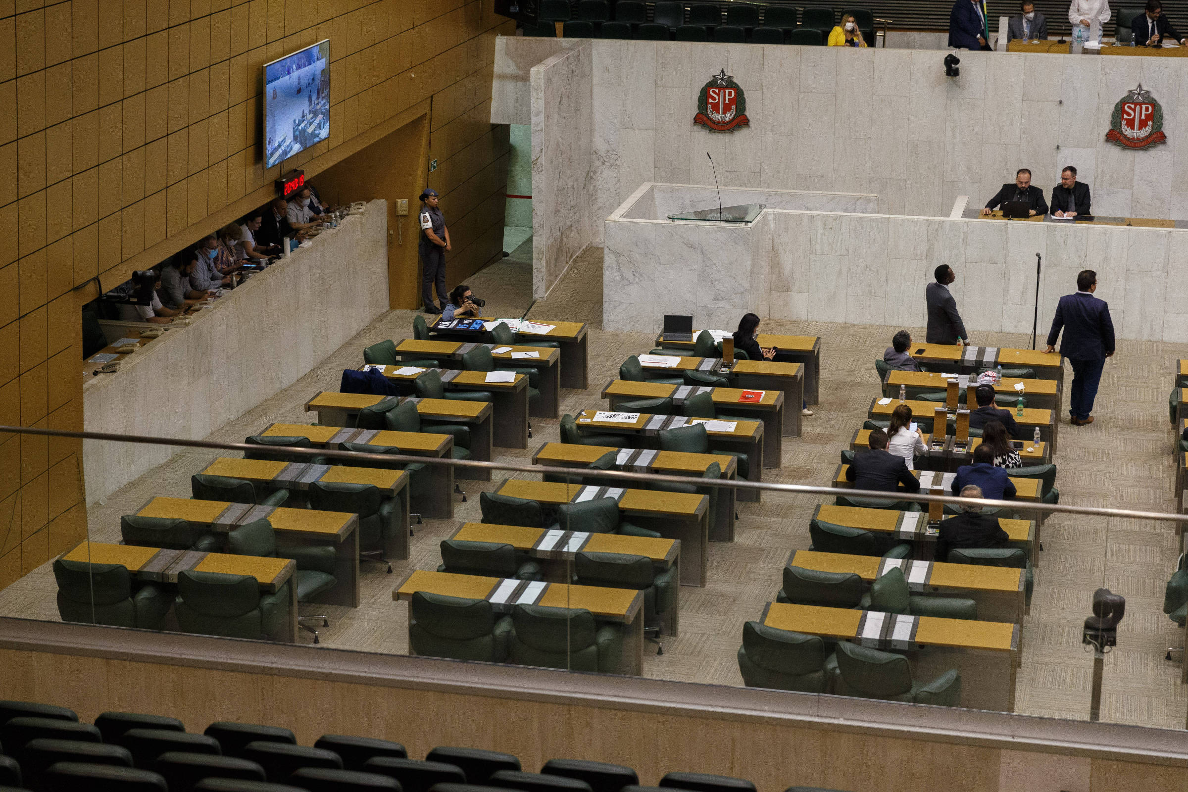Tarcísio paga R$ 89 mi em emendas a deputados, e PT lidera - 26/05/2025 - Poder
