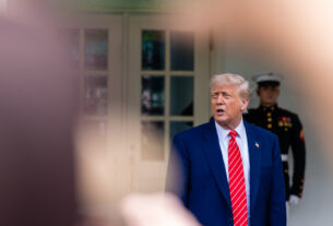 Trump Waffles ao aumentar os impostos sobre os ricos e enfrentando reação de seu partido