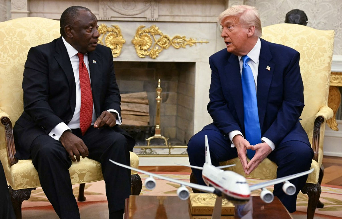 Trump embosca Ramaphosa com reivindicações de 'genocídio branco', ecoando Zelensky Showdown