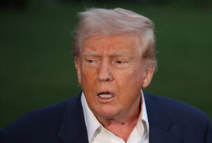 Trump ligou para Zelensky antes de Putin na segunda -feira, diz Kyiv