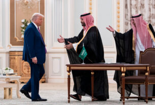 Trump reivindica bilhões de dólares em acordos assinados no Oriente Médio. Aqui está uma lista.