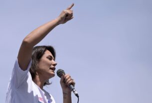 Ultradireita aposta em mulheres para suavizar imagem - 18/05/2025 - Poder
