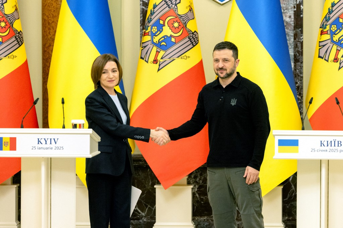 Zelensky Obrigado Molduvan PM Maia Sandu pelo apoio contínuo, convida a Summit