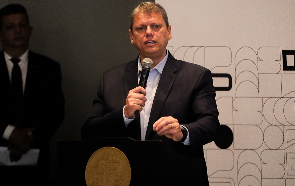 ‘Não existe direita sem Bolsonaro’, diz Tarcísio em Nova York