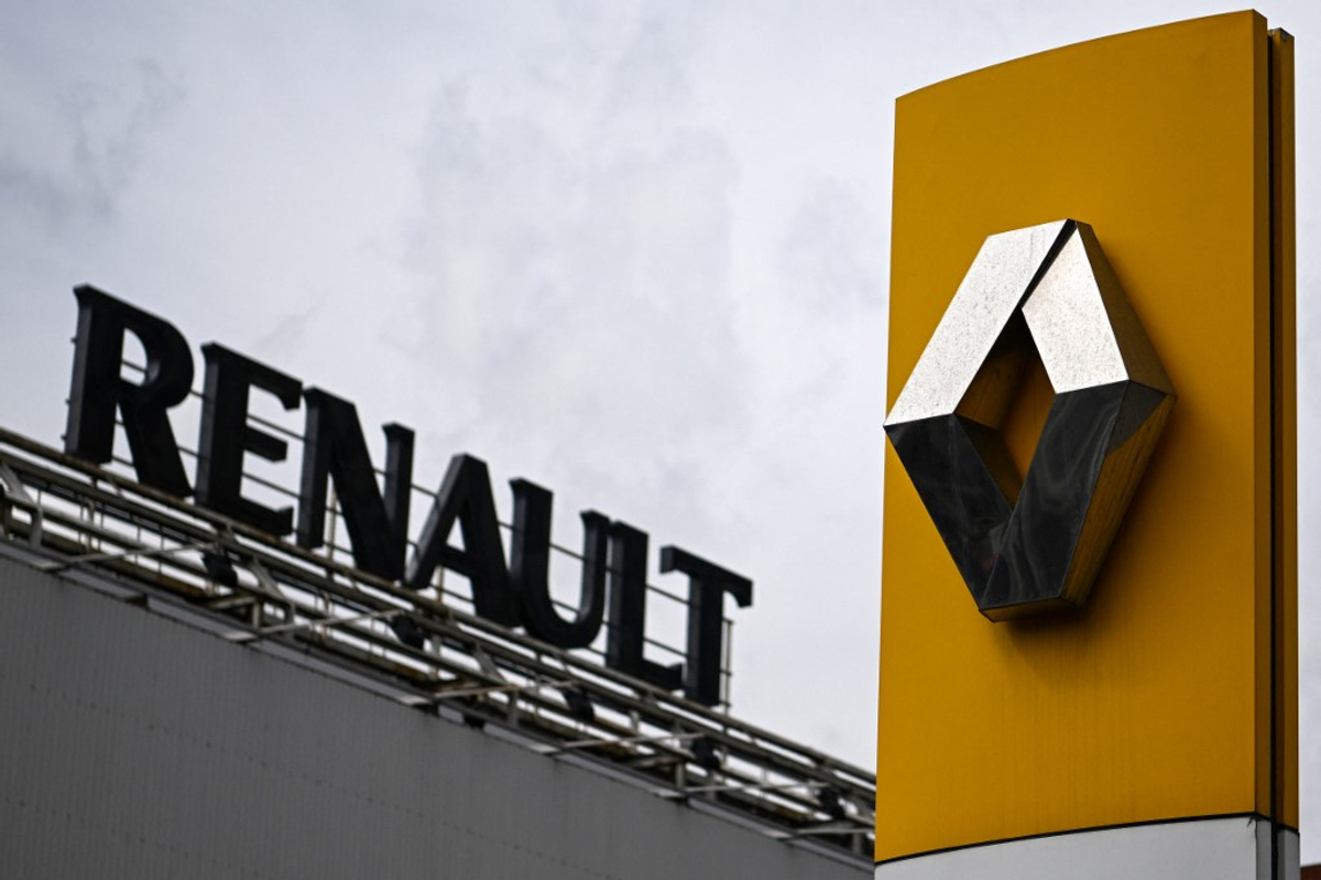 A França revela Renault como parceiro para produzir drones na Ucrânia