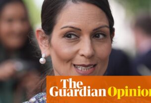 Agradeço Priti Patel não é a SEC estrangeira - ela já estaria em guerra com o Irã | John Crace