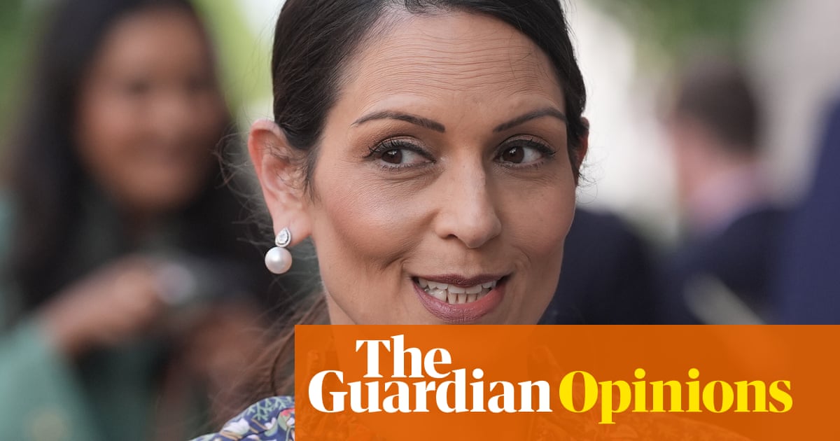 Agradeço Priti Patel não é a SEC estrangeira - ela já estaria em guerra com o Irã | John Crace