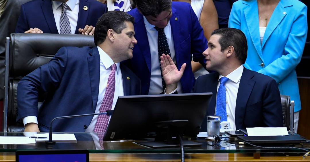 Alcolumbre confirma votação de decreto que derruba...