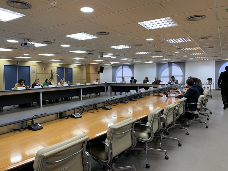 Reunião do Conselho de Defesa dos Usuários de Telecomunicações