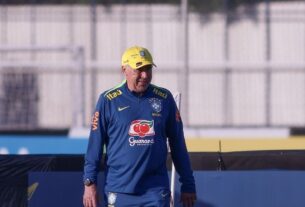 Ancelotti comanda primeiro treino da seleção brasileira com grupo desfalcado em SP